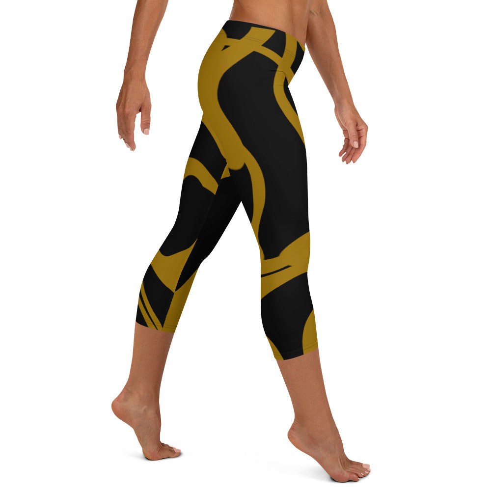 all-over-print-capri-leggings-white-right-677d26af3b044.jpg