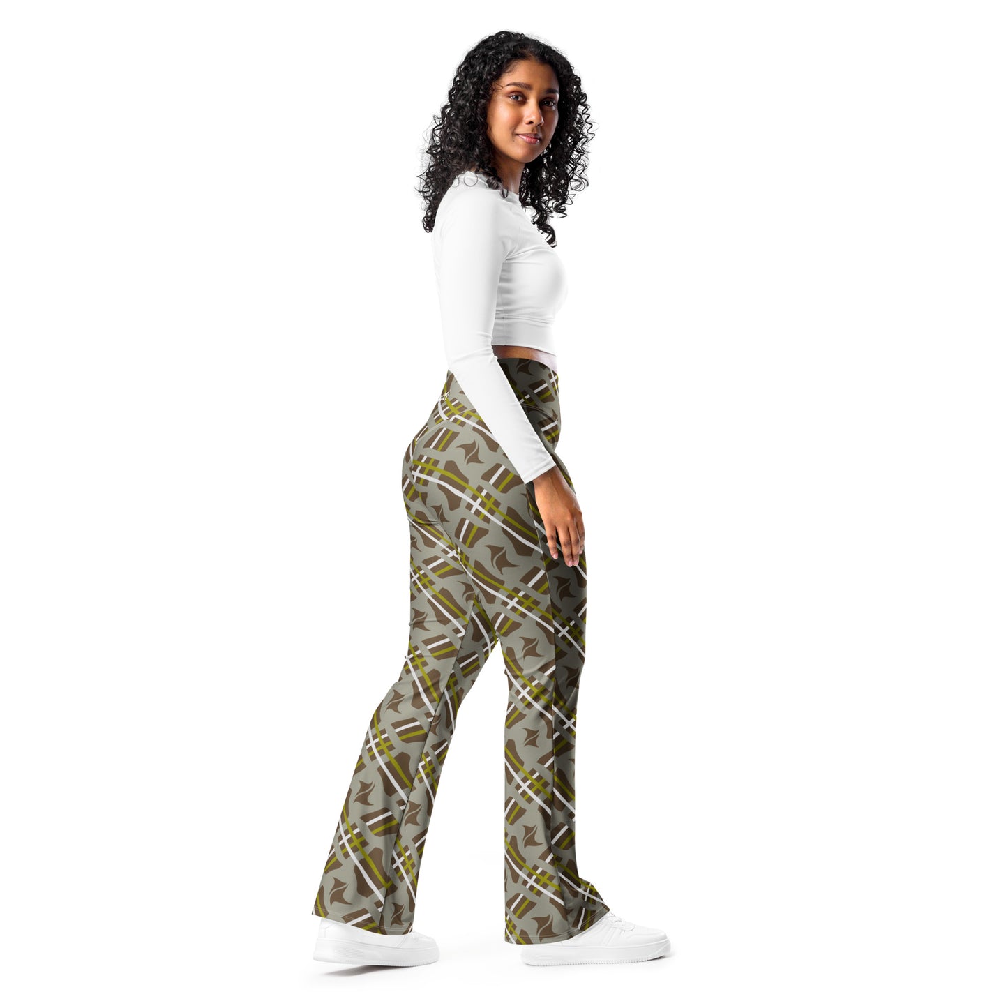 all-over-print-flare-leggings-white-right-67ee3c03b530e.jpg