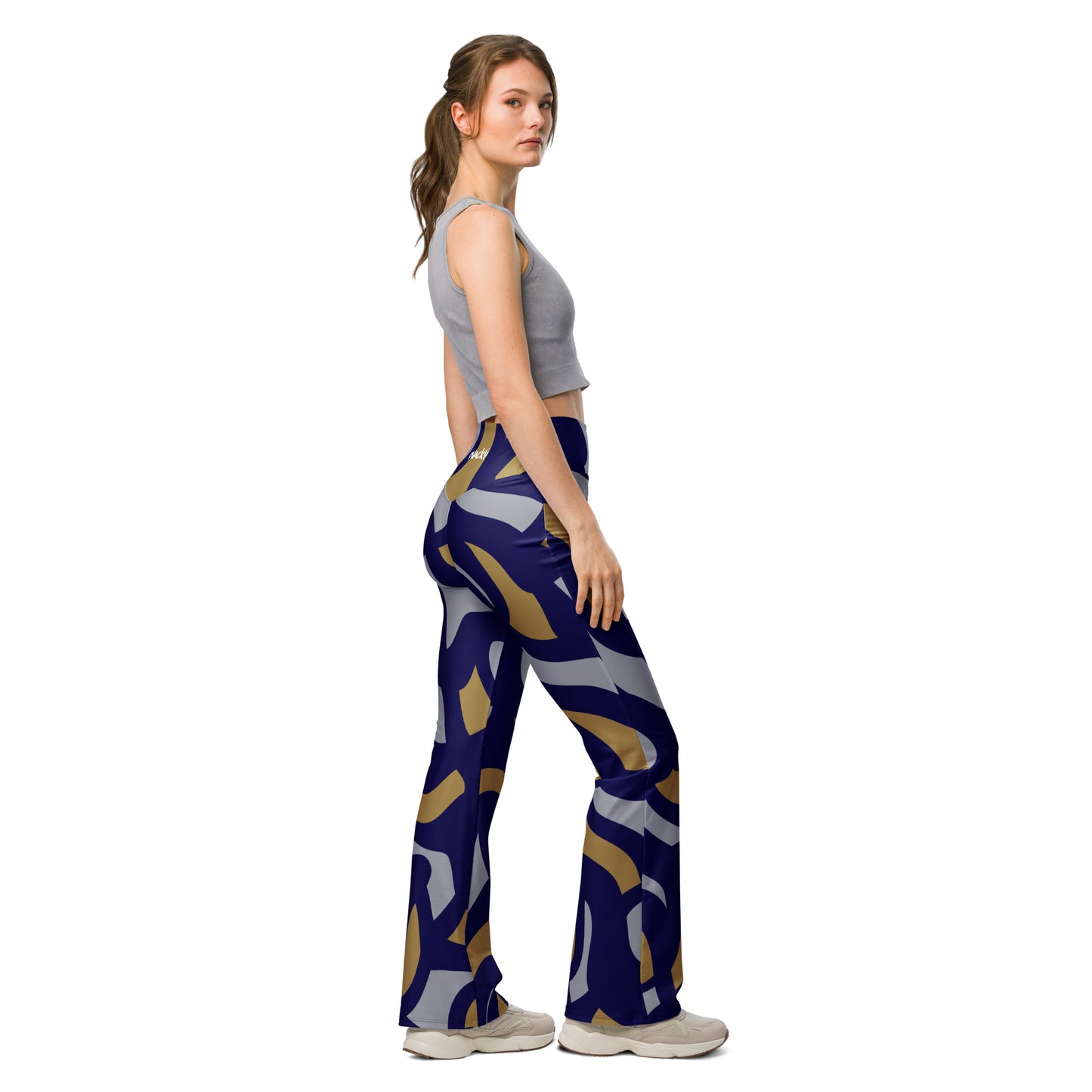 all-over-print-flare-leggings-white-right-67f4e360135cb.jpg