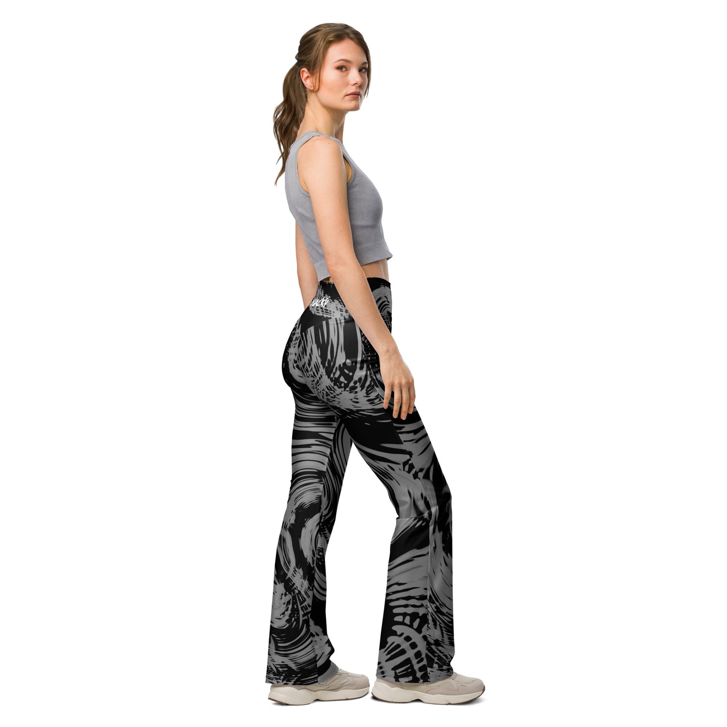 all-over-print-flare-leggings-white-right-68150b5b99200.jpg