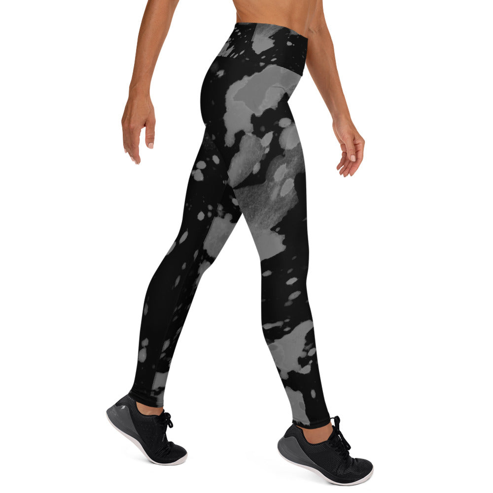 all-over-print-yoga-leggings-white-right-678511e52f0a1.jpg