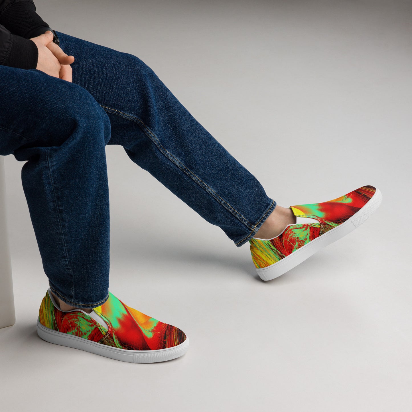 mens-slip-on-canvas-shoes-white-right-66f3d88eb1576.jpg