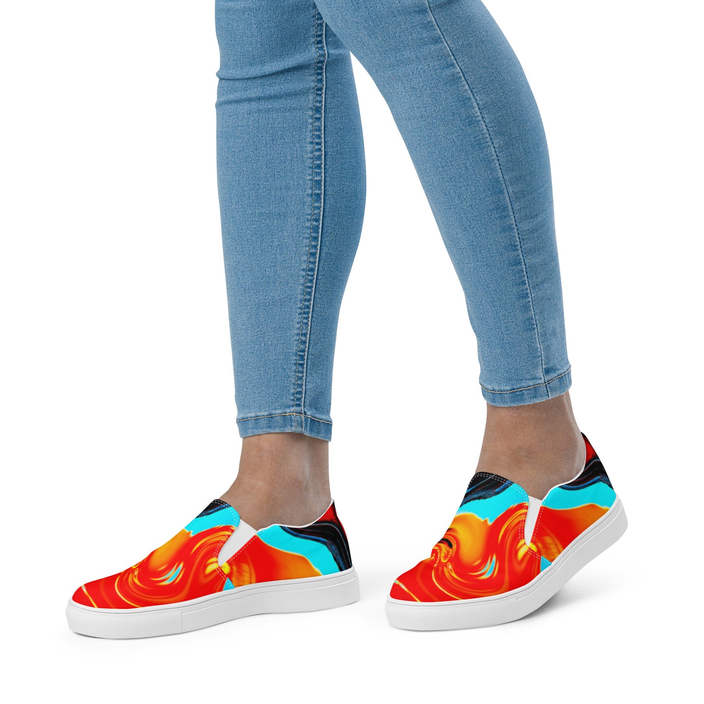 womens-slip-on-canvas-shoes-white-front-670d1efb3530f.jpg