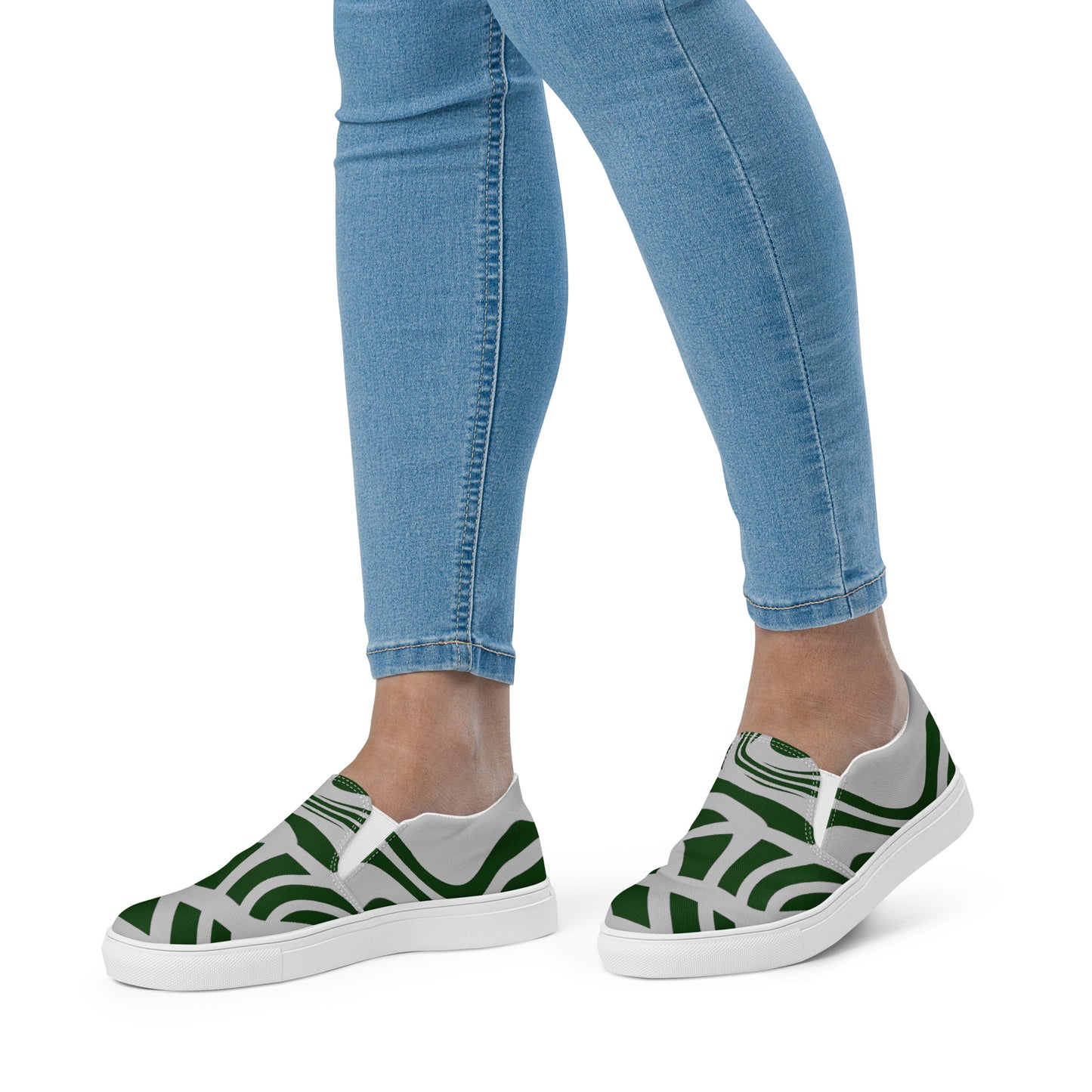 womens-slip-on-canvas-shoes-white-front-6710c00aec1b0.jpg