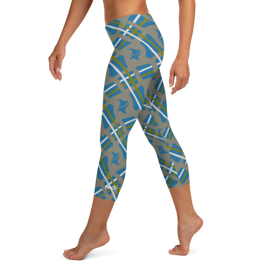 all-over-print-capri-leggings-white-left-67dd4ea5401e1.jpg