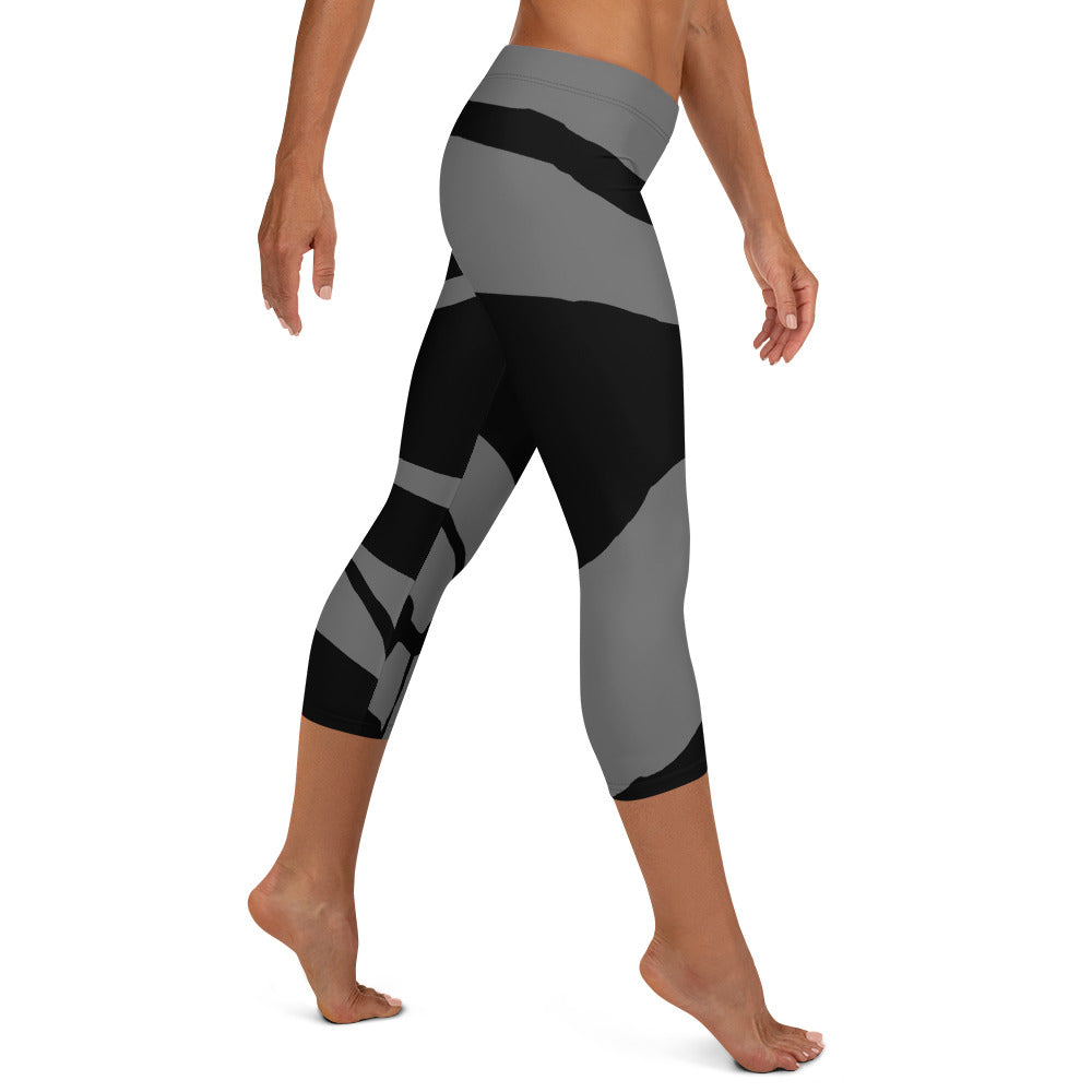 all-over-print-capri-leggings-white-right-677d27a7e4128.jpg