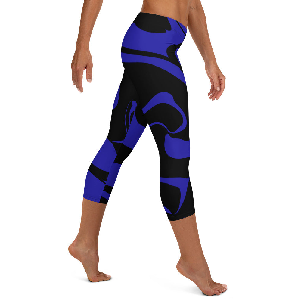 all-over-print-capri-leggings-white-right-677e414722488.jpg