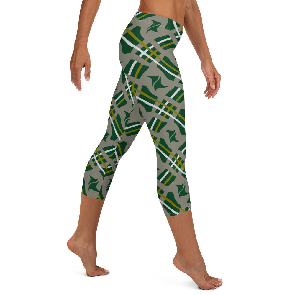 all-over-print-capri-leggings-white-right-67dd4e74a9a2f.jpg