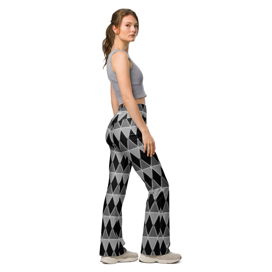 all-over-print-flare-leggings-white-right-67ee41c221a49.jpg