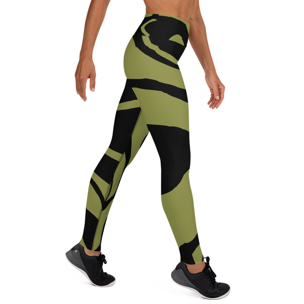 all-over-print-yoga-leggings-white-right-678516033bac7.jpg
