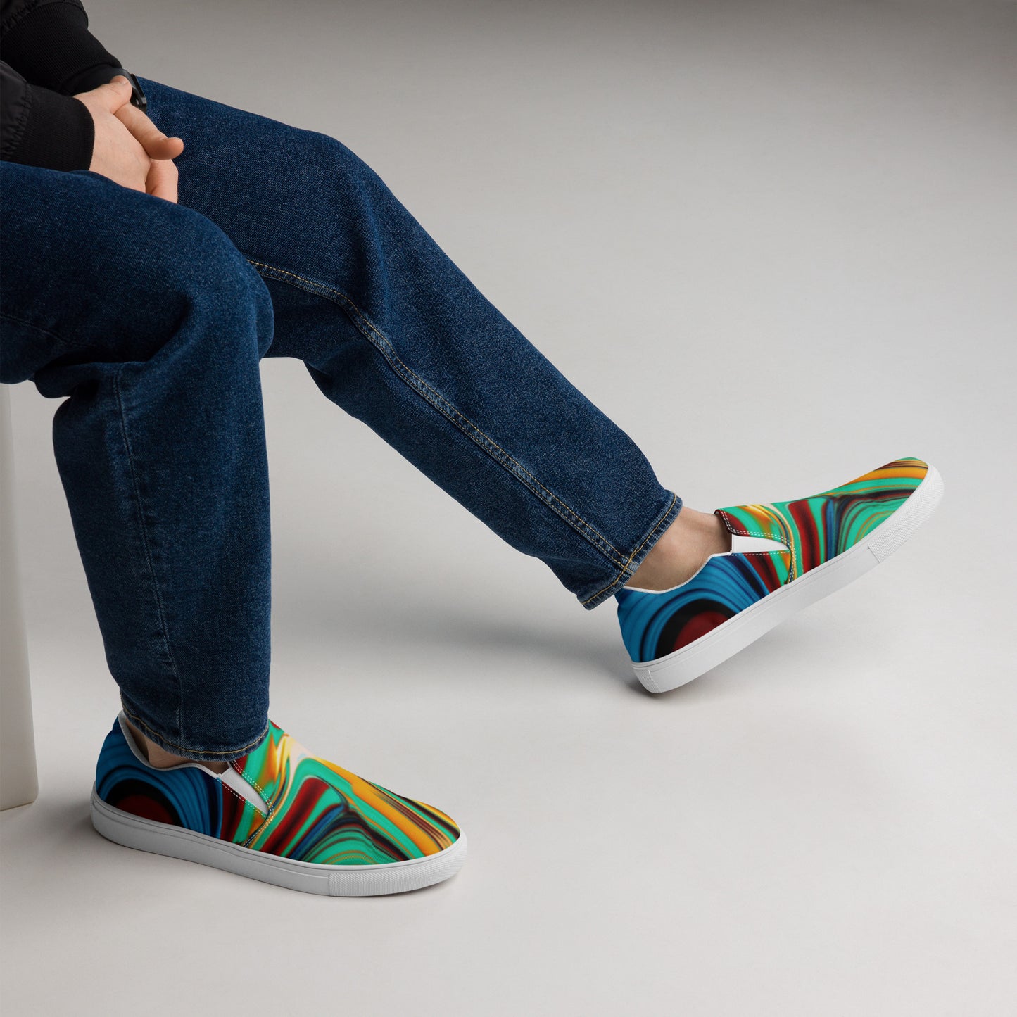 mens-slip-on-canvas-shoes-white-right-66f3d8d140999.jpg